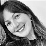 Profesora titulada en Educación Primaria se ofrece para impartir clases de refuerzo de las áreas de educación primaria.